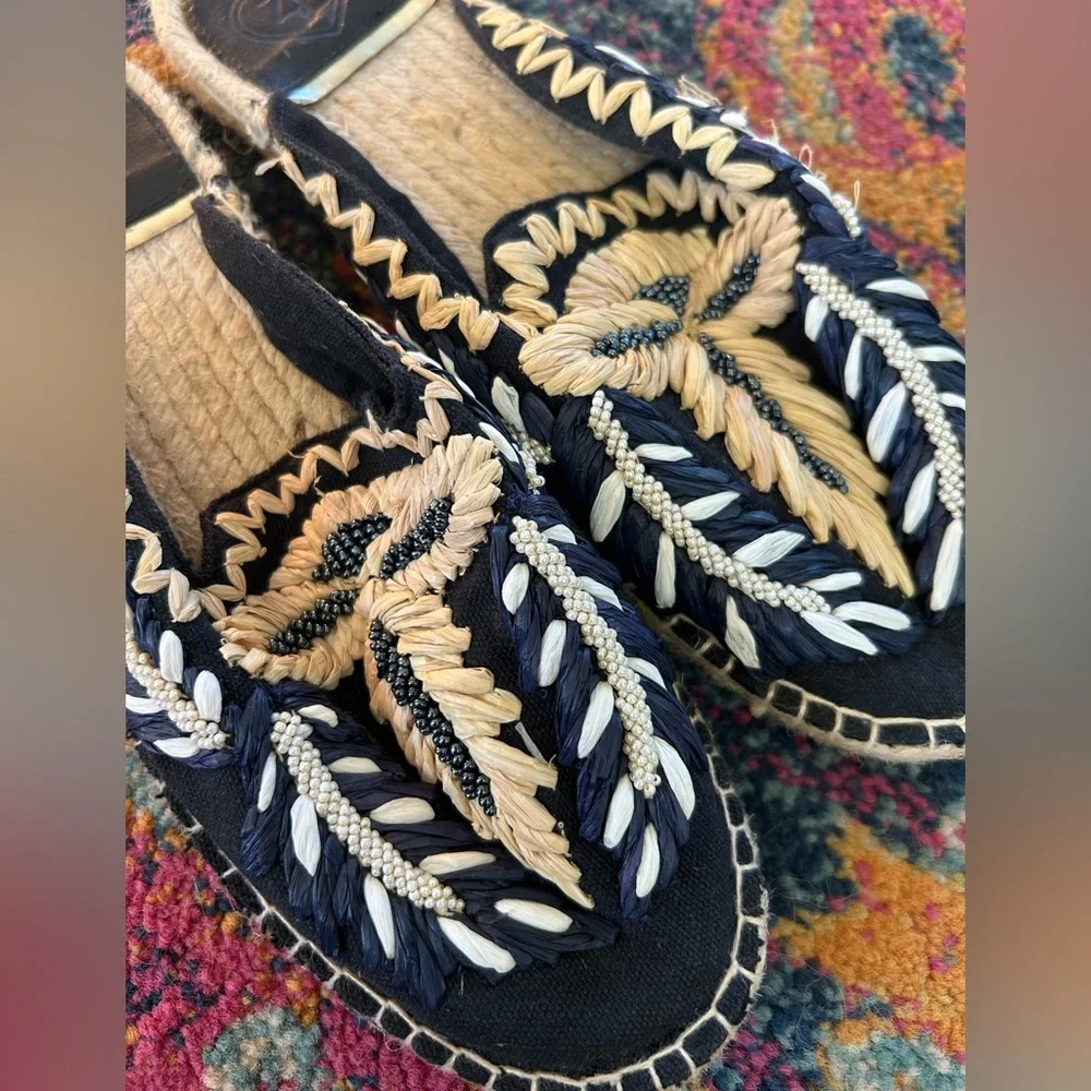 Zi | Women’s Navy/Tan/White Embroidered and Beaded Slip On Espadrille‎ Flats 6.5